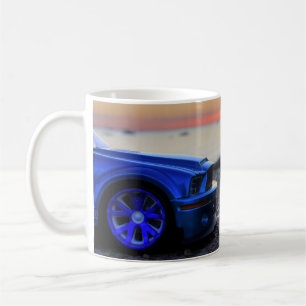 Blå och Grönt Mustangs vid Sunset Kaffemugg