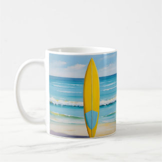Blå och gul surfbräda på stranden kaffemugg