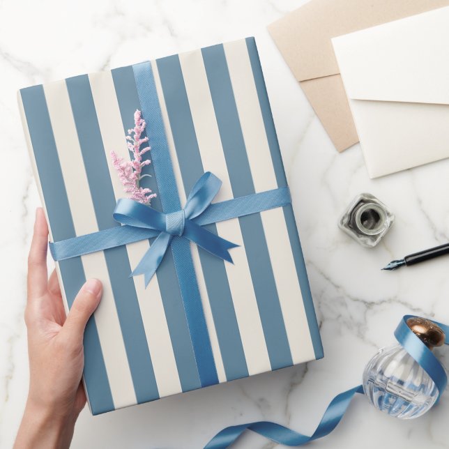 Blå Och Krämgula Vertikala Ränder Presentpapper (Gifting)