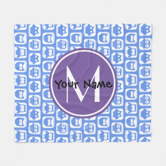 Blå och Lilac Uggla Anpassningsbar Monogram Person Fleecefilt