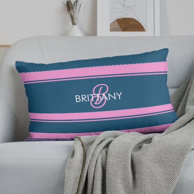 Blå och Rosa Rand Mönster Monogram Lumbarkudde (Skapare uppladdad)