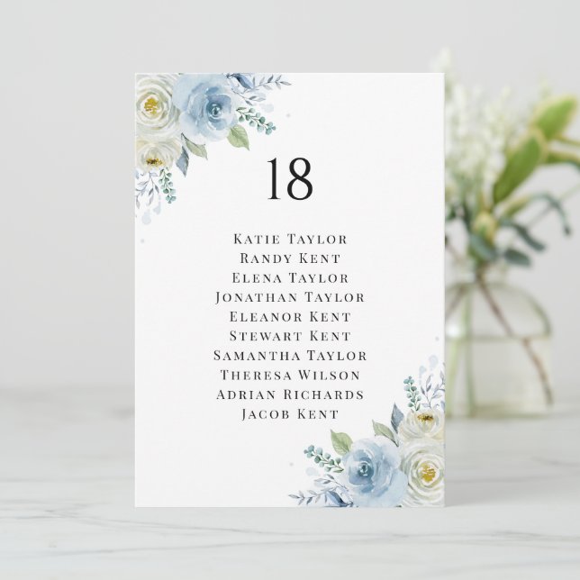 Blå och vit akvarell blomsterbord sittplatser kort (Stående Fram)