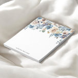 Blå och vit Blommigt Anteckningsblock<br><div class="desc">Håll dig organiserad i stil med vårt Personlig-Anteckningsblock, designat för att få lite elegans i din vardag. Längst upp på varje sida finns en vacker vattenfärgad illustration av neutralt och blåa blommor lägger till en sofistikerad charm som skapar varje anteckning som du hoppar ner lite speciellare. Ditt namn är elegant...</div>