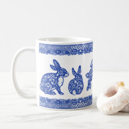 Blå och vit Blommigt Kanin Bunnies Cute Whimsical Kaffemugg
