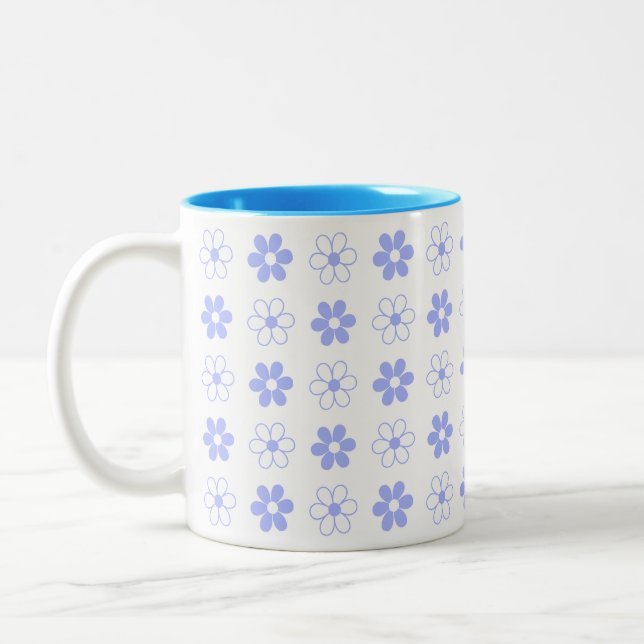 Blå och vit blommönster på vit tvåtons kaffekopp (Vänster)