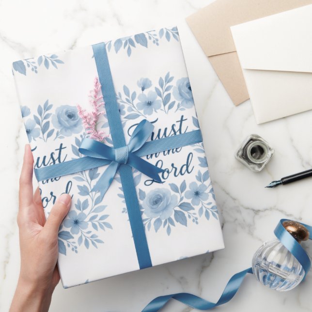 Blå och vit blomstergudfruktig skript Tro  Presentpapper (Gifting)