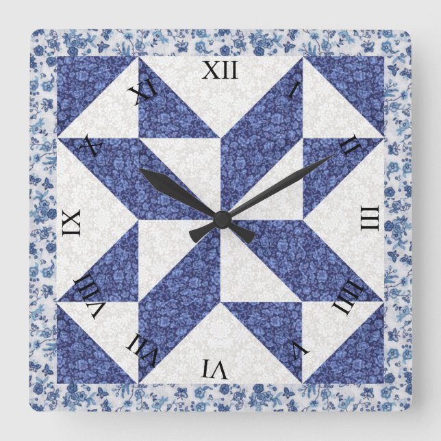 Blå och vit Calico Falsk Quilt Fyrkantig Klocka (Framsida)