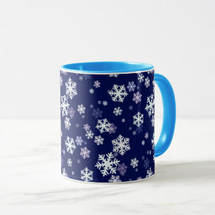 Blå och vit Snöflingor på Mörk blått mark Mugg
