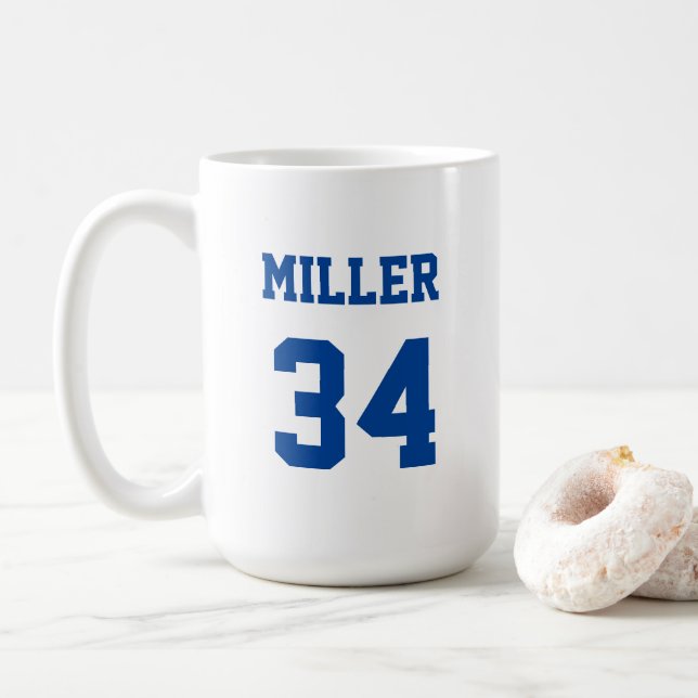 Blå och vit sportstroj Namn Nummer Anpassad Kaffemugg (Med munk)