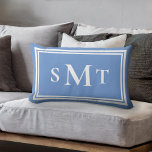 Blå och vit tre Brev-monogram Lumbarkudde<br><div class="desc">Blå och vit tre Brev Monogram Dekorativ kudde</div>