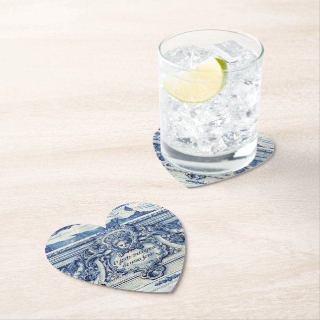 Blå och vita väggar med änglar underlägg papper (Insitu)