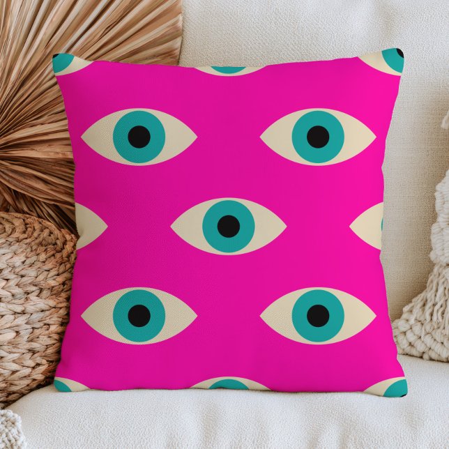 Blå onda ögon på het rosa maximalistisk funky kudde (Skapare uppladdad)