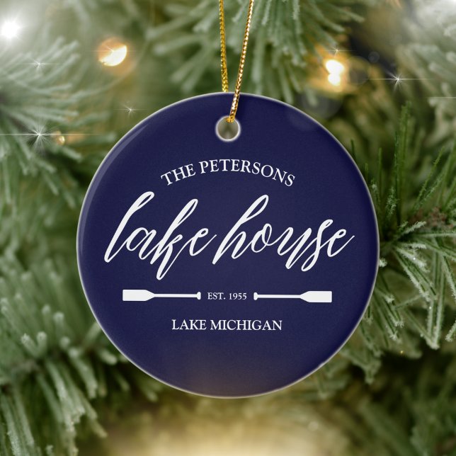 Blå öra i Kustflottan i Sjö Julgransprydnad Keramik (Lake House Custom Family Name Christmas Ornament Navy Blue Rustic Charm)