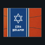 Blå Orange Basket Bar Mitzvah Tacksamhet Vykort<br><div class="desc">Tackkort för Bar Mitzvah med baskettema med bakgrund av basketboll och blåa accenter. Detta tackkort för Bar Mitzvah med baskettema är stilrent och modernt. Detta tackkort för Bar Mitzvah med baskettema har en orange texturerad basketbakgrund med blå tröjdesign som bakgrund för namnet och Davidsstjärnan. Färgerna i denna Bar Mitzvah-design med...</div>
