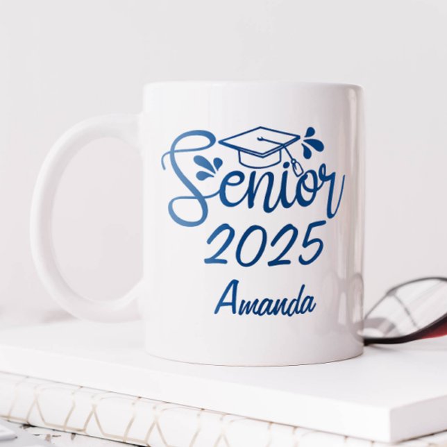 Blå Personlig Namn Senior 2025 Kaffemugg (Personalized Senior 2025 Mug)