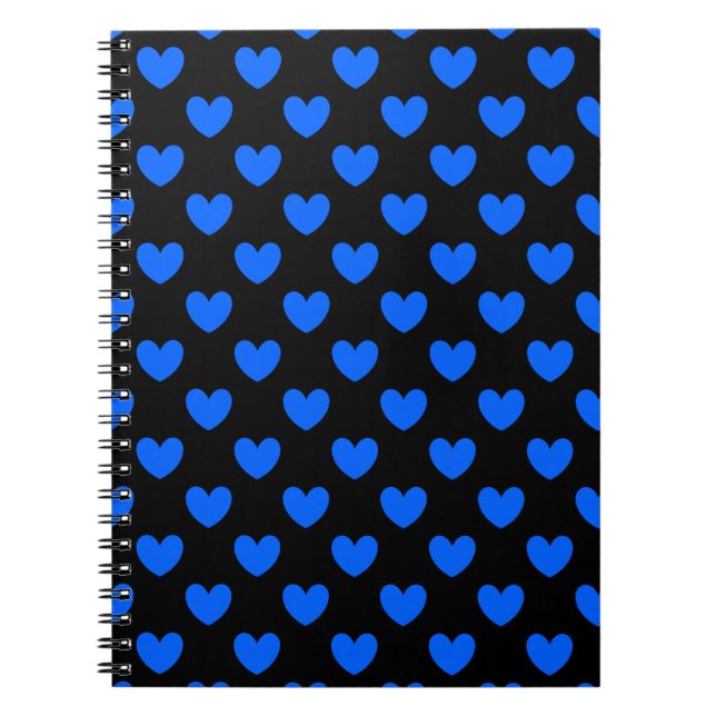 Blå polka-hjärtan på svart anteckningsbok med spiral (Framsidan)