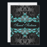 Blå prinsessan Damask Sweet16 Birthday Inbjudan<br><div class="desc">Den här Eleganten anpassade Sweet sixteen Birthday-inbjudan innehåller blått dämpat mönster på en svart dämpad bakgrund. Anpassa den genom att lägga till information i färg och teckensnitt som du väljer!</div>