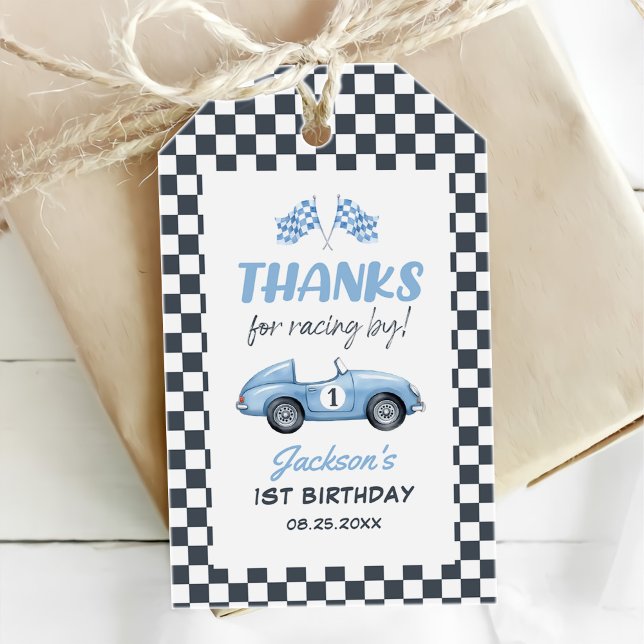 Blå racerbilspojke 1-årsdag presentetikett (Skapare uppladdad)