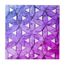 Blå rosa lila blomma, skrämt geometri