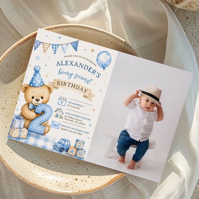 Blå rosett Teddy Beary tvåårs fotografering Inbjudningar (Skapare uppladdad)