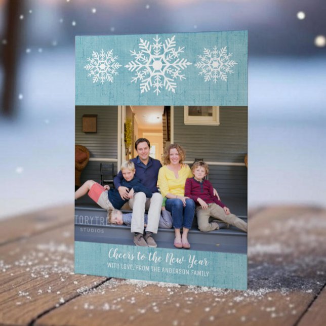 Blå Rustik Snöflinga Nyårs Foto Platt Kort (Blue Rustic Snowflake New Years Photo Card)