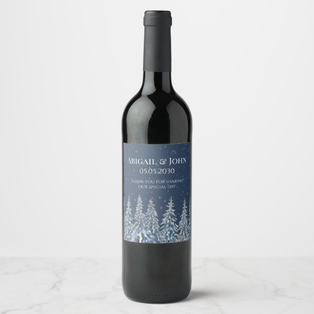 Blå Rustik Snöig Natt Skog Bröllop Vin Etikett (Framsida)