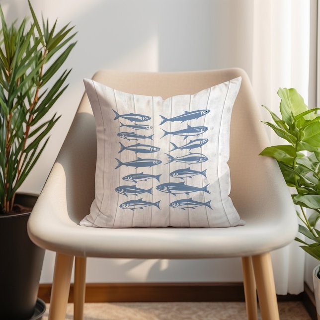Blå sardiner Havsliv Ocean Marin Vit Trä  Kudde (Blue sardine pattern pillow)