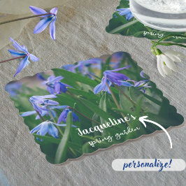 Blå scilla-blommor i vår-trädgården underlägg papper