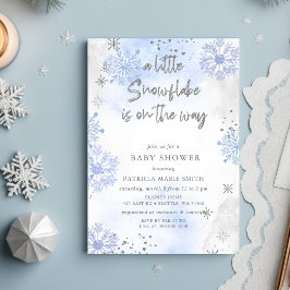 Blå snöflinga är på väg Vinter Baby Shower Inbjudningar