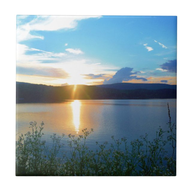 Blå solnedgång i sjö kakelplatta (Framsidan)