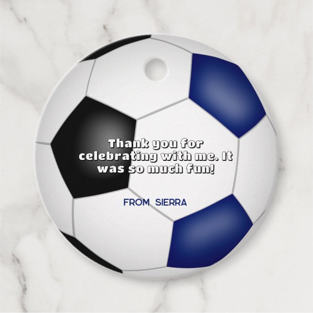 Blå svarta fotbollsflickor, sportfödelsedag gåvor etiketter (Framsida)