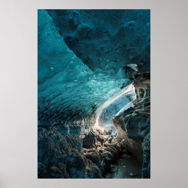 Blå väggar i en isgrotta poster (Framsidan)