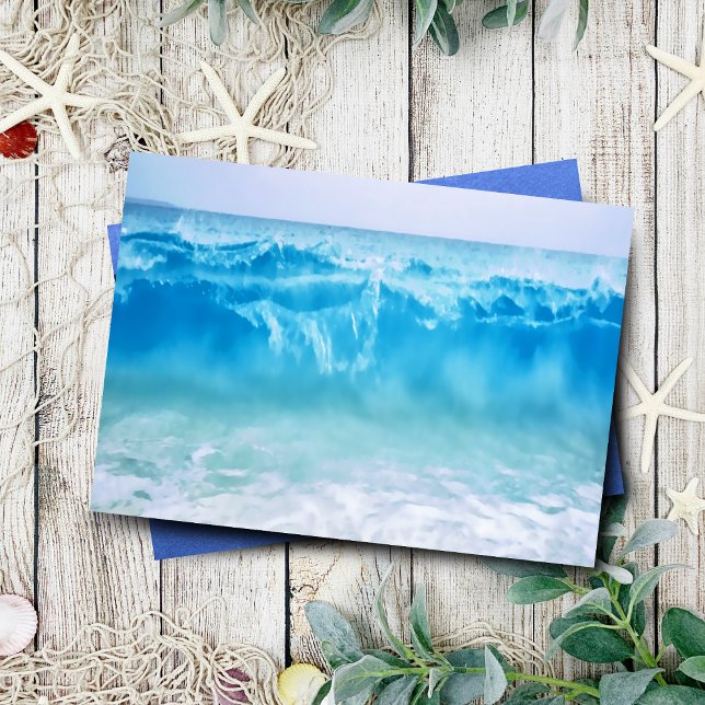 Blå Vågor Kolliderar Vid Tom Strand Insida  Hälsningskort (Charming beach card perfect for birthdays, thank yous, and personal messages.)