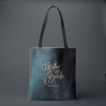 Blå vattenfärg vid flottan och Guld Budens mamma Tygkasse<br><div class="desc">Perfekt av marint blått och skalat vattenfärg och Guld-glam för Fall eller Winter Wedding Monogram Budens mamma tote bags med trendig Hand-bokstavsteckensnitt! ~ Kolla min butik för att se hela samlingen i bröllop med den här designen!</div>