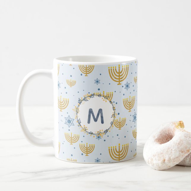 Blå vattenfärgen Monogram + Hanukkah Mönster Kaffemugg (Med munk)