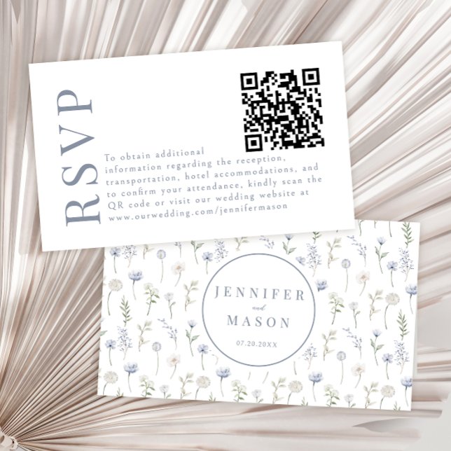 Blå vildblomster trädgård bröllop RSVP QR-kod kort (Skapare uppladdad)