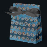 Blå Vintage Grunge Marin Presentaskar<br><div class="desc">Nött grunge-mönster med havsvågor i en presentbox i nyanser av blå och brons.</div>