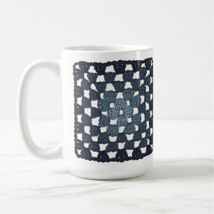 Blå virkad granny square-kaffekopp kaffemugg