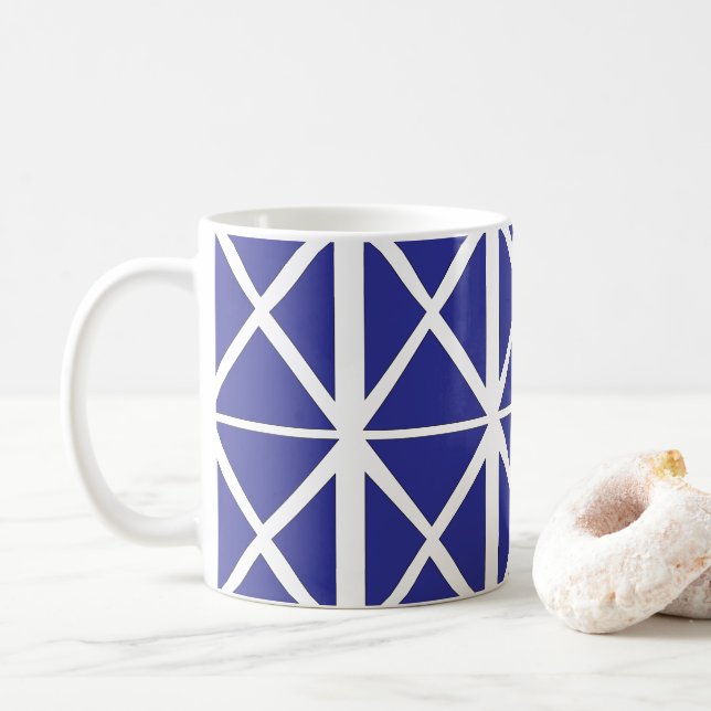 Blå Vit Geometrisk Triangelmönster    Kaffemugg (Med munk)
