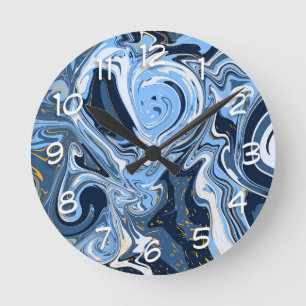 Blå, vit och Guld Swirls Fluid Art Rund Klocka