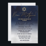 Blå vit vattenfärg Pub Mitzvah, hebreiska Guld Inbjudningar<br><div class="desc">Denna moderna och artsy tema som inbjudan från Pub Mitzvah är perfektens val för er son för hans speciellare dag. Den har en handmålad blå och vit färggradient. På ovansidan av inbjudan finns en faux tryckt guld stjärna av David och anpassningsbar, inklusive ditt barns hebreiska namn. Det är en unik...</div>