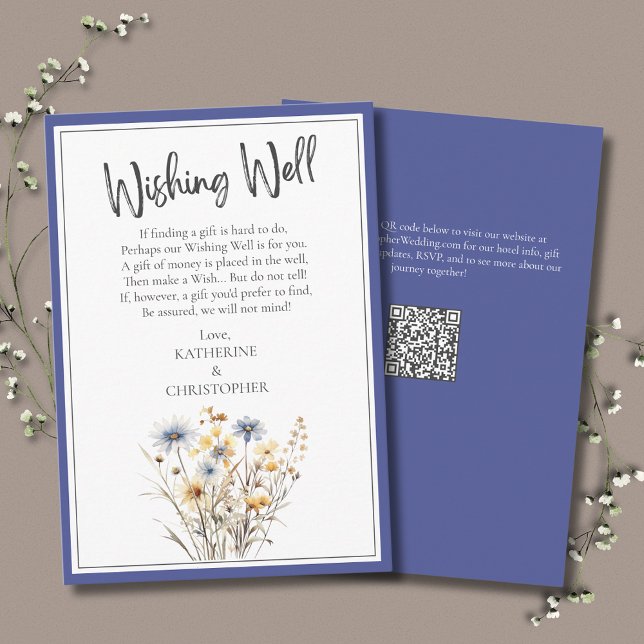 Blå Wildblommor Elegant bröllop Wishing-brunn Tilläggskort (Blue Wildflowers Elegant Wedding Wishing Well Enclosure Card with blue, yellow, beige flowers.)