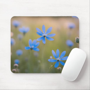 Blå Wildblommor i Meadow Musmatta