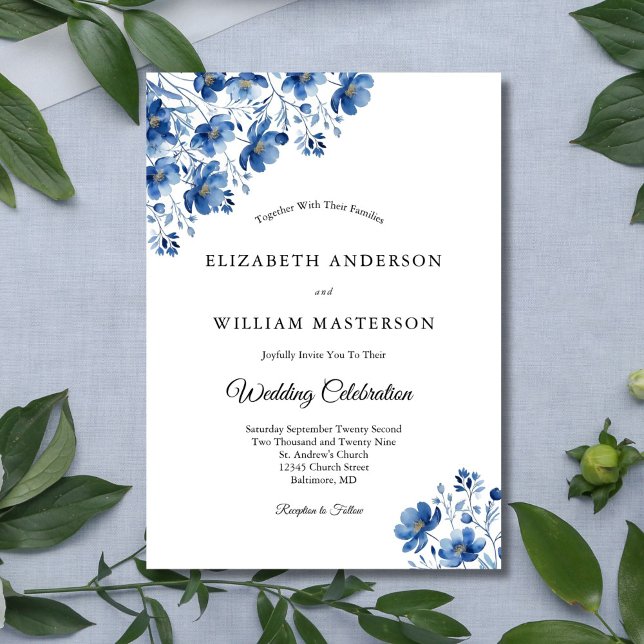 Blå Wildblommor Watercolor Elegant Modern Bröllop Inbjudningar (Blue Watercolor Wildflowers Floral Elegant Formal Wedding Invitation. Printed or Digital Download)