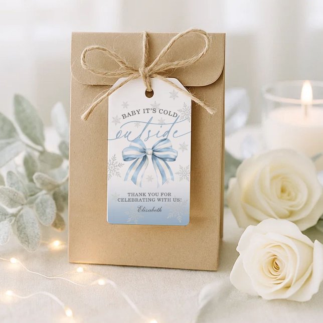 Blåa band Baby Det är kallt ute Babykalas Presentetikett (Blue Bow Baby Its Cold Outside Baby Shower Gift Tags #snowflakebabyshower
#babyit'scoldoutside)
