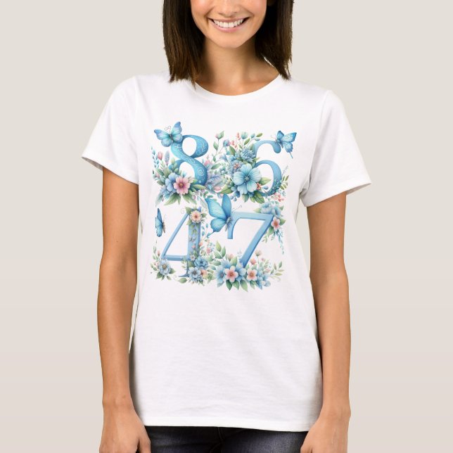 BLÅA BLOMMOR & BUTTERFLIES 8647 ANTI TRUMP NUMBERS T SHIRT (Framsida)