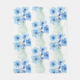 Blåa blommor i ett vas-kreditkort fleecefilt