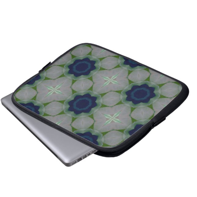 Blåa blommor Laptop sleeve (Framre botten)