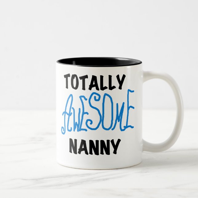 Blåa Totally Fantastisk Nanny T-shirts och Gifts Två-Tonad Mugg (Höger)
