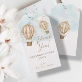 Blåblå flaggor moln från hett Luft tack Presentetikett